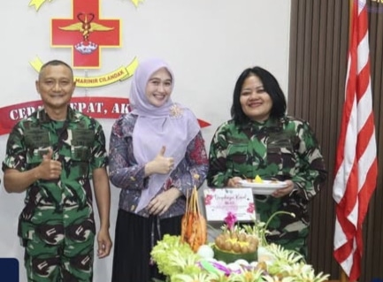 Rumkital Marinir Cilandak Gelar Syukuran Hari Ulang Tahun ke-63 Korps Wanita Angkatan Laut