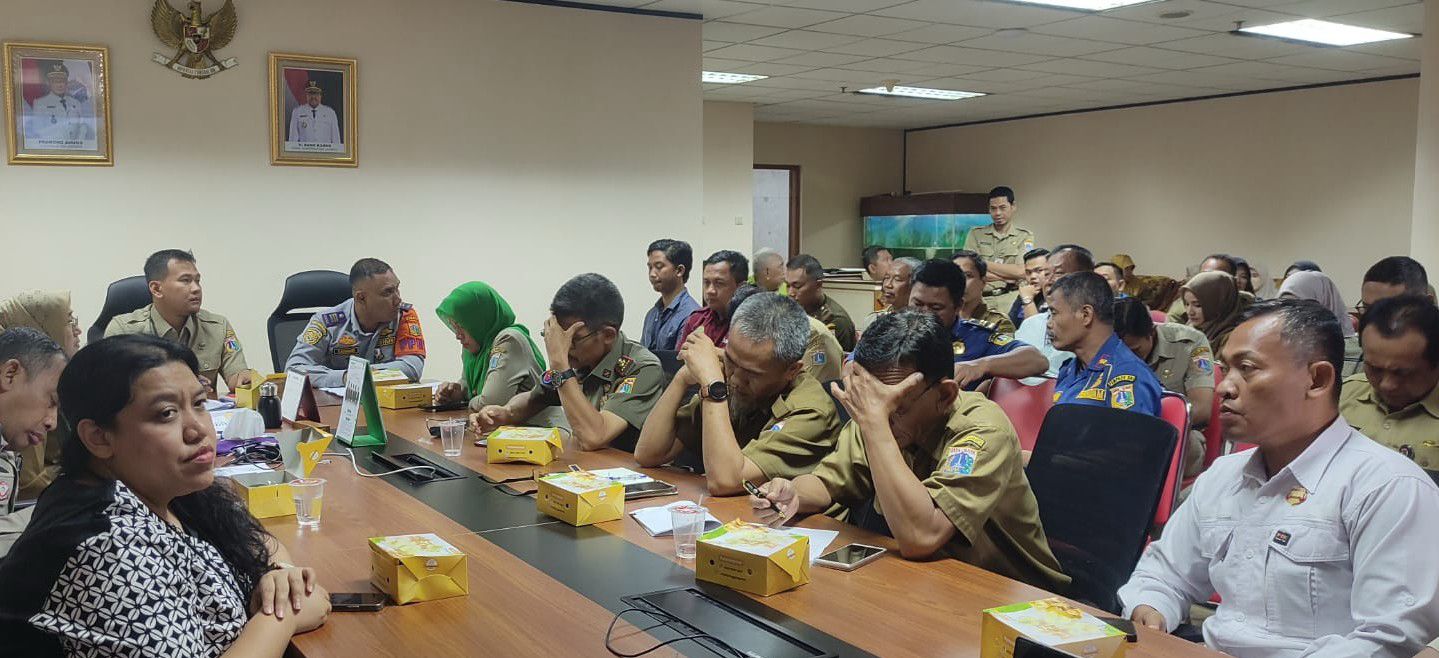 Jasa Raharja Jakarta Barat Perkuat Sinergi Lintas Sektor Melalui FGD FKLL Jelang Ramadhan 2025