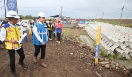 Gibran Pastikan PSN Tol Semarang–Demak Tepat Target Dorong Integrasi Giant Sea Wall dan Kolam Retensi Jadi Benteng Nadi Logistik Jawa
