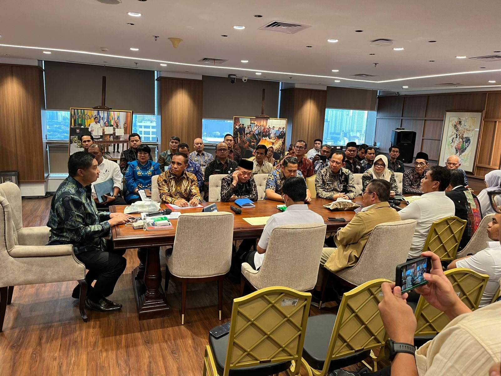 Menteri PKP Gelar Pertemuan Dengan Sejumlah Kepala Daerah, Bahas Masalah Rumah Kumuh dan Rumah Subsidi