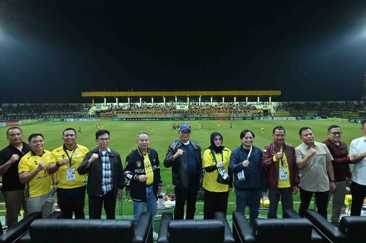 Nobar Barito Putera, Komandan Lanud Sjamsudin Noor Perkuat Soliditas Banua dalam Semangat Kebersamaan