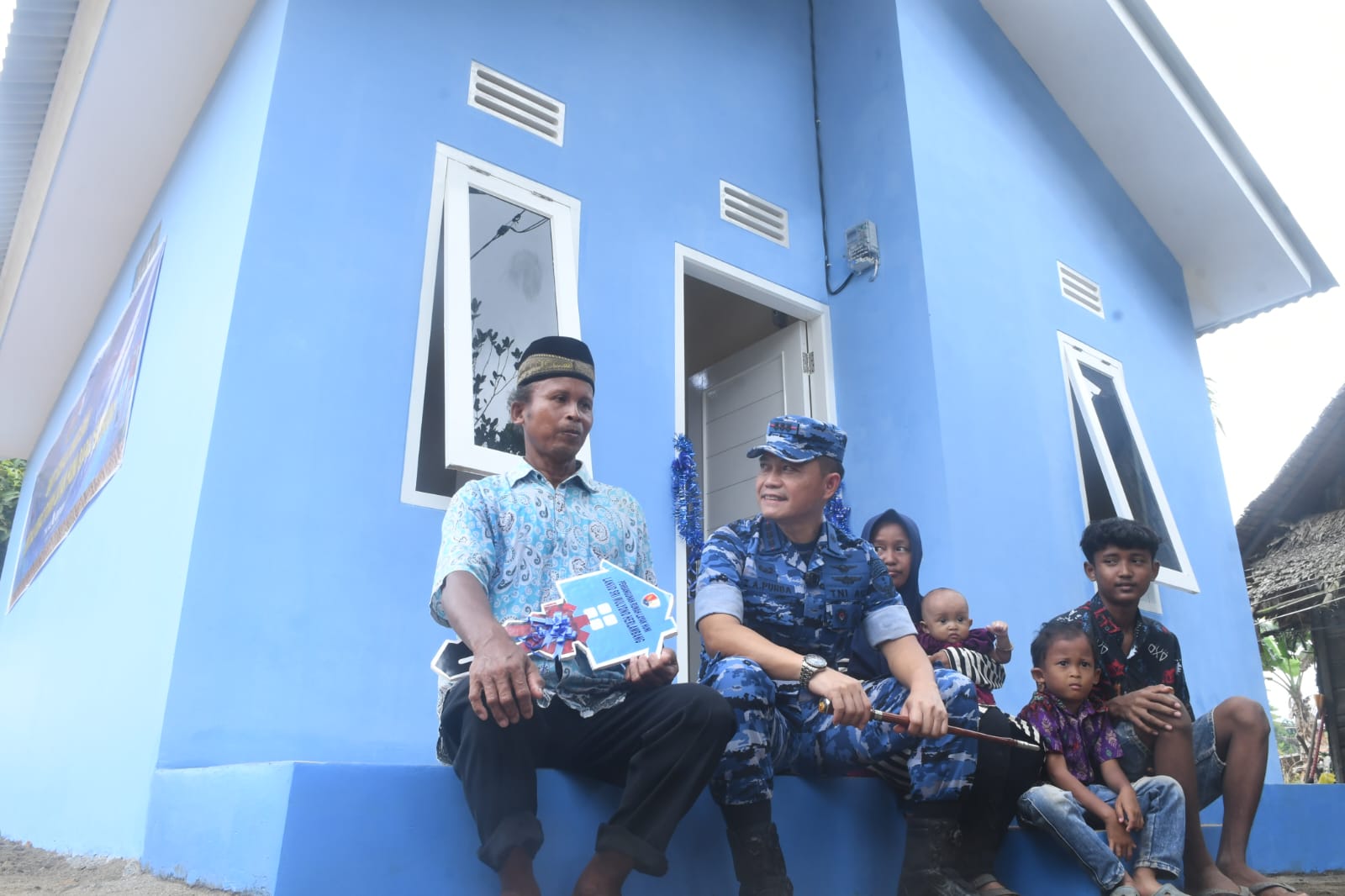 ‎TNI AU Peduli, Lanud Sri Mulyono Herlambang Rampungkan Rumah Layak Huni untuk Warga Talang Betutu