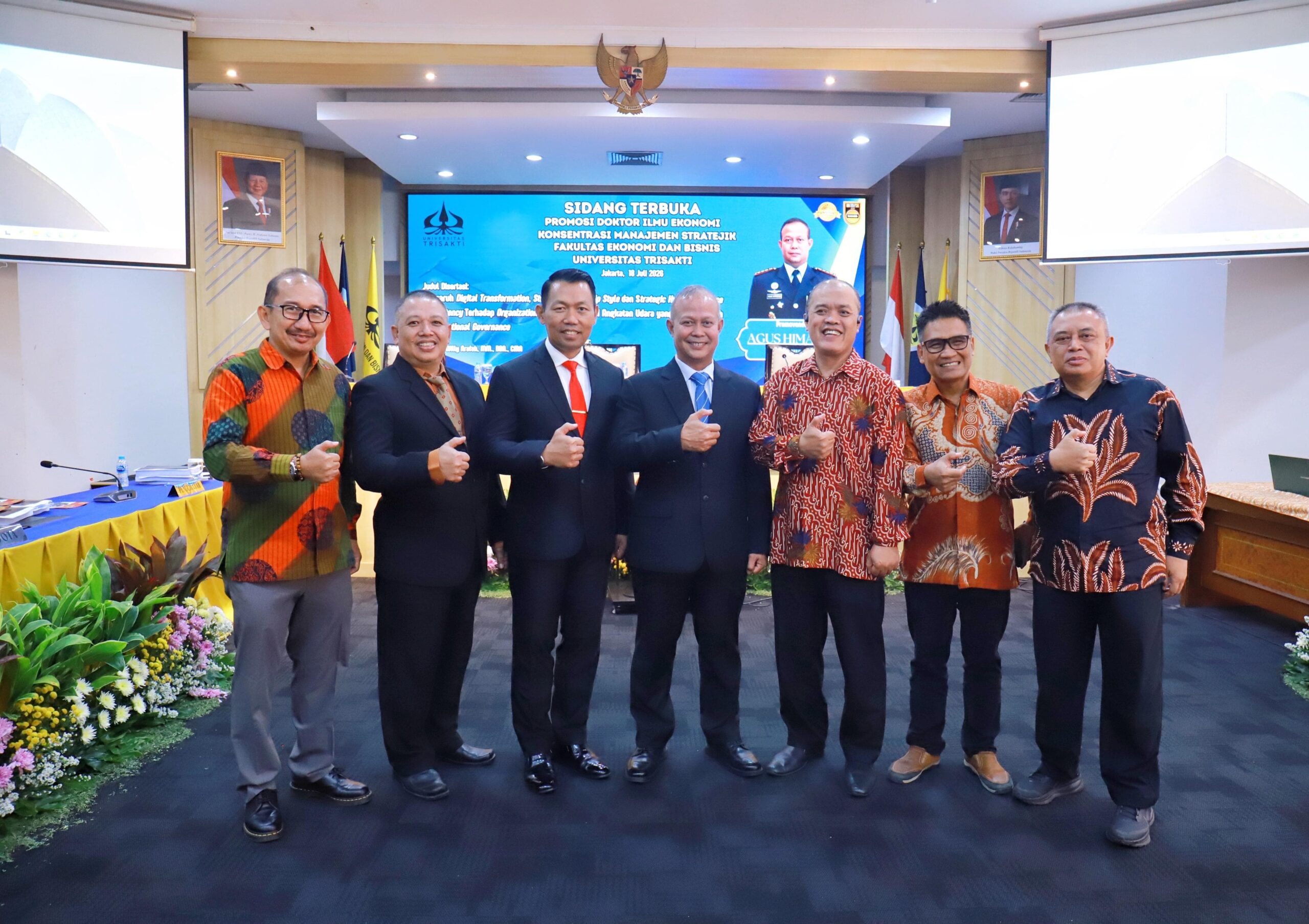 Tiga Perwira TNI AU Raih Gelar Doktor Ilmu Ekonomi di Universitas Trisakti