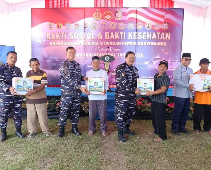 Wadan Kodaeral V Brigjen Mar Suwandi Pimpin Kegiatan Tebar Benih Kedelai di Lahan 1.200 Hektare