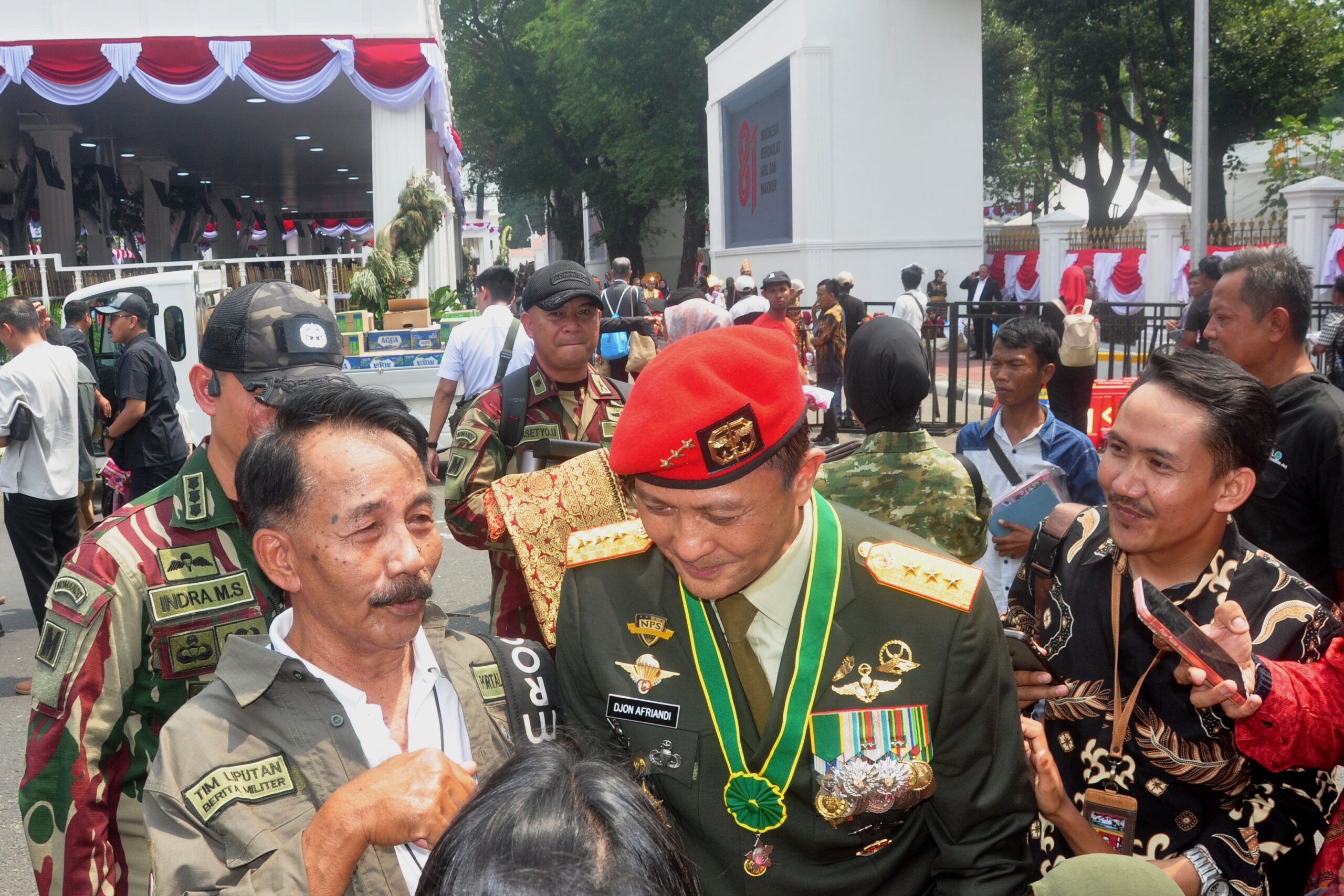 Zaenal Abidin Bangga Bertemu Panglima Kopassus Letjen TNI Djon Afriandi di Istana Negara RI