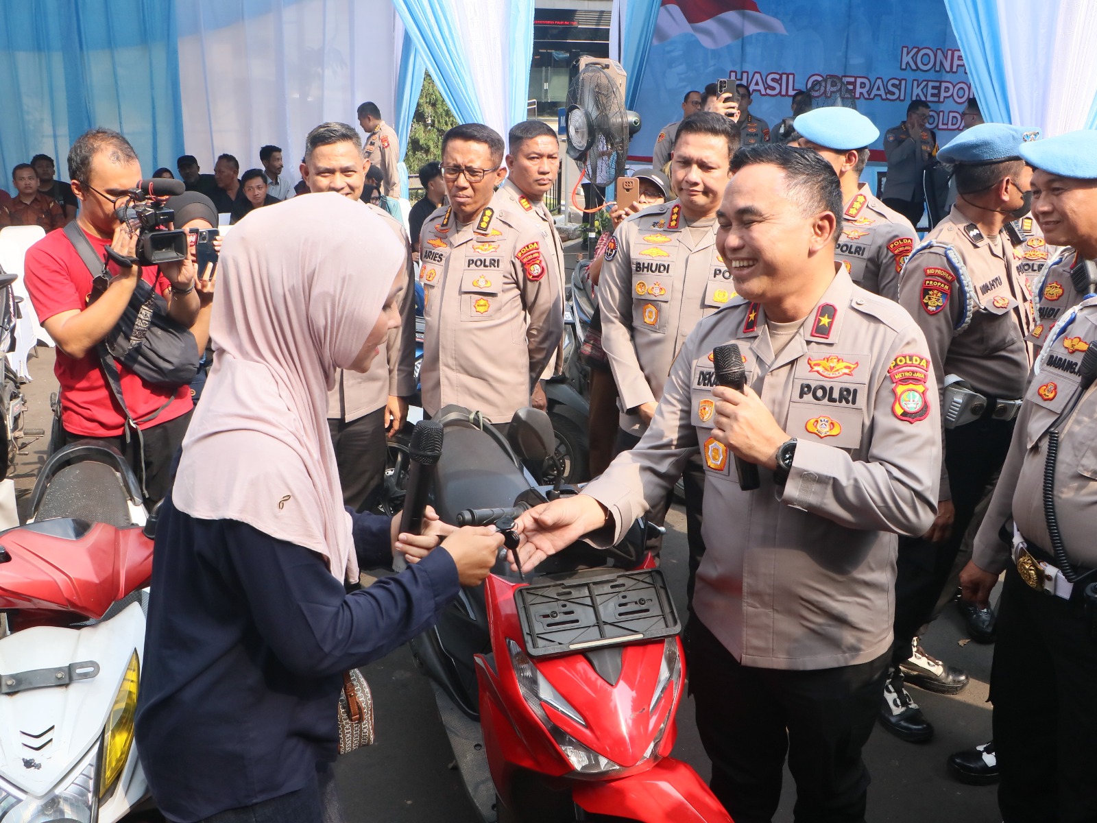 Polda Metro Jaya Kembalikan 67 Kendaraan kepada Pemilik yang Sah