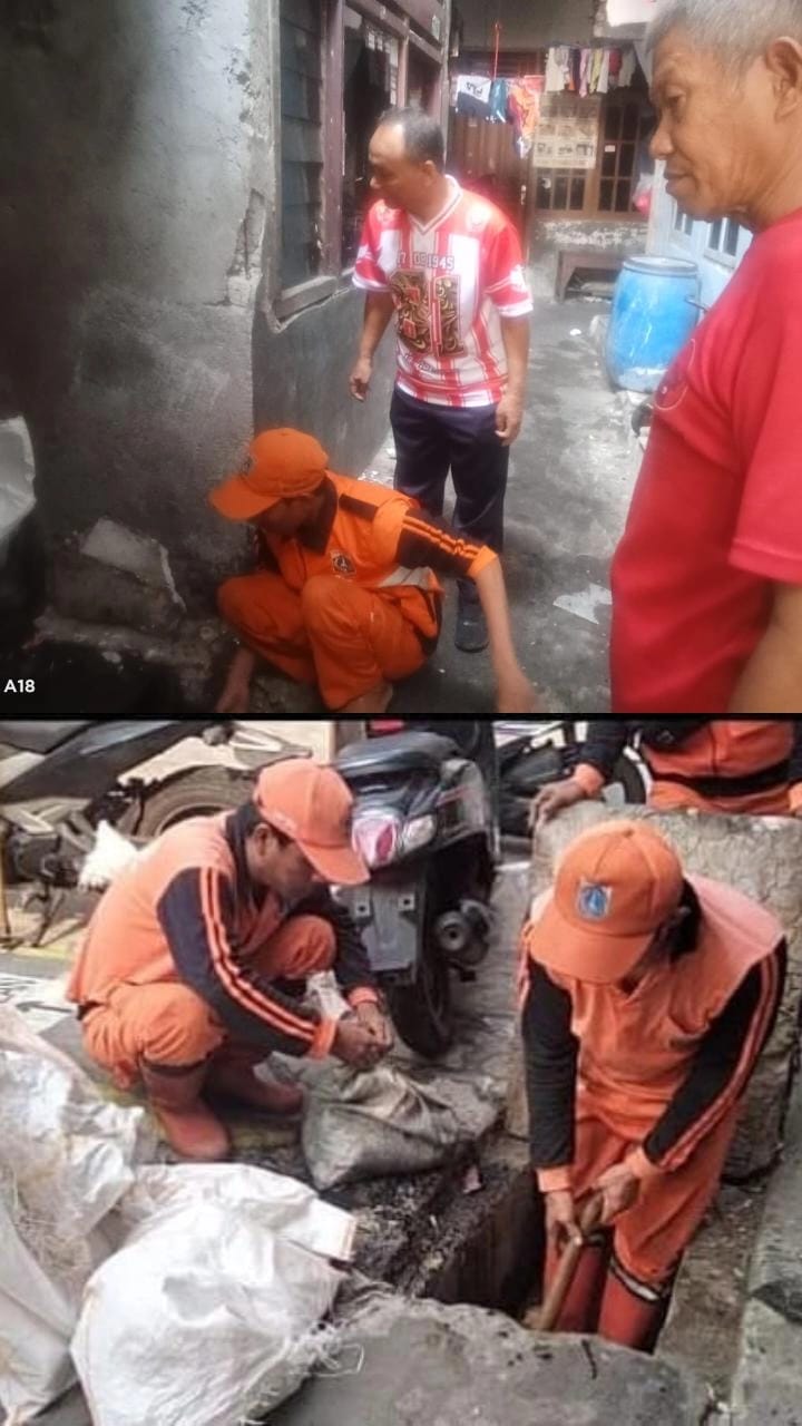 Di Bawah Komando Lurah Endra Saputra, PPSU dan Staf Kesra Kel. Jelambar Baru Gelar “Grebek Lumpur”, Angkut 50 Karung Sampah demi Cegah Banjir