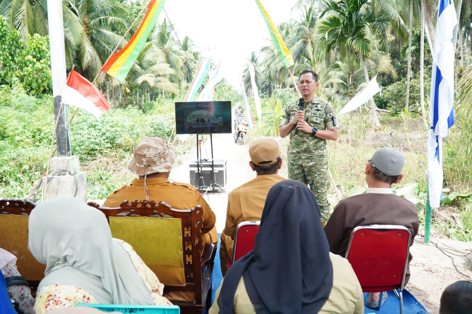 ​Dandim 0314/Inhil Ikuti Vidcon Launching 2.500 Jembatan Garuda dan 3.000 Titik Air Bersih Bersama Presiden RI