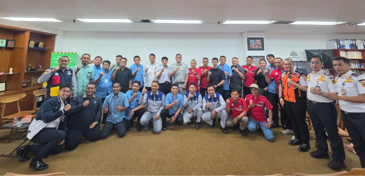 PT Jasa Raharja ( Persero) Kantor Wilayah Utama DKI jakarta dan Dinas Perhubungan Provinsi DKI Jakarta Sosialisasikan Keselamatan kepada Awak Pengemudi Angkutan Umum