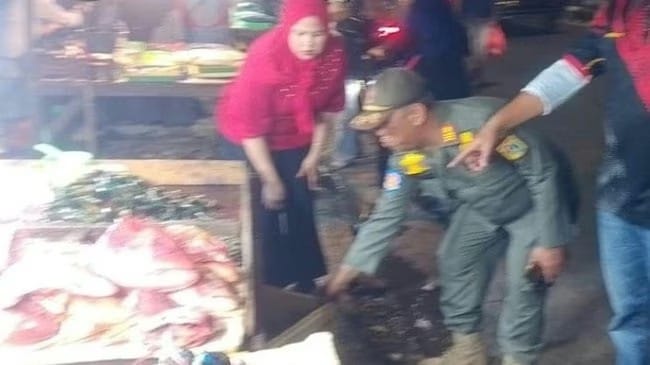 Pelajar Tewas Terlindas Truk, Jalan Depan Pasar Kramat Jati Dibersihkan dan Pedagang Direlokasi