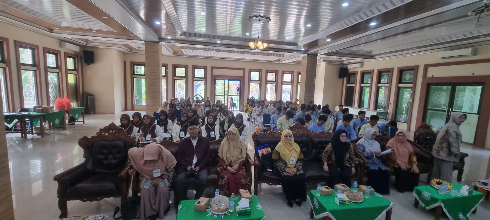 Kolaborasi PD Aisyiyah Kota Bekasi dengan Danamon Syariah Sukses Menggelar Literasi Keuangan “Smart Money Smart Future” untuk Remaja